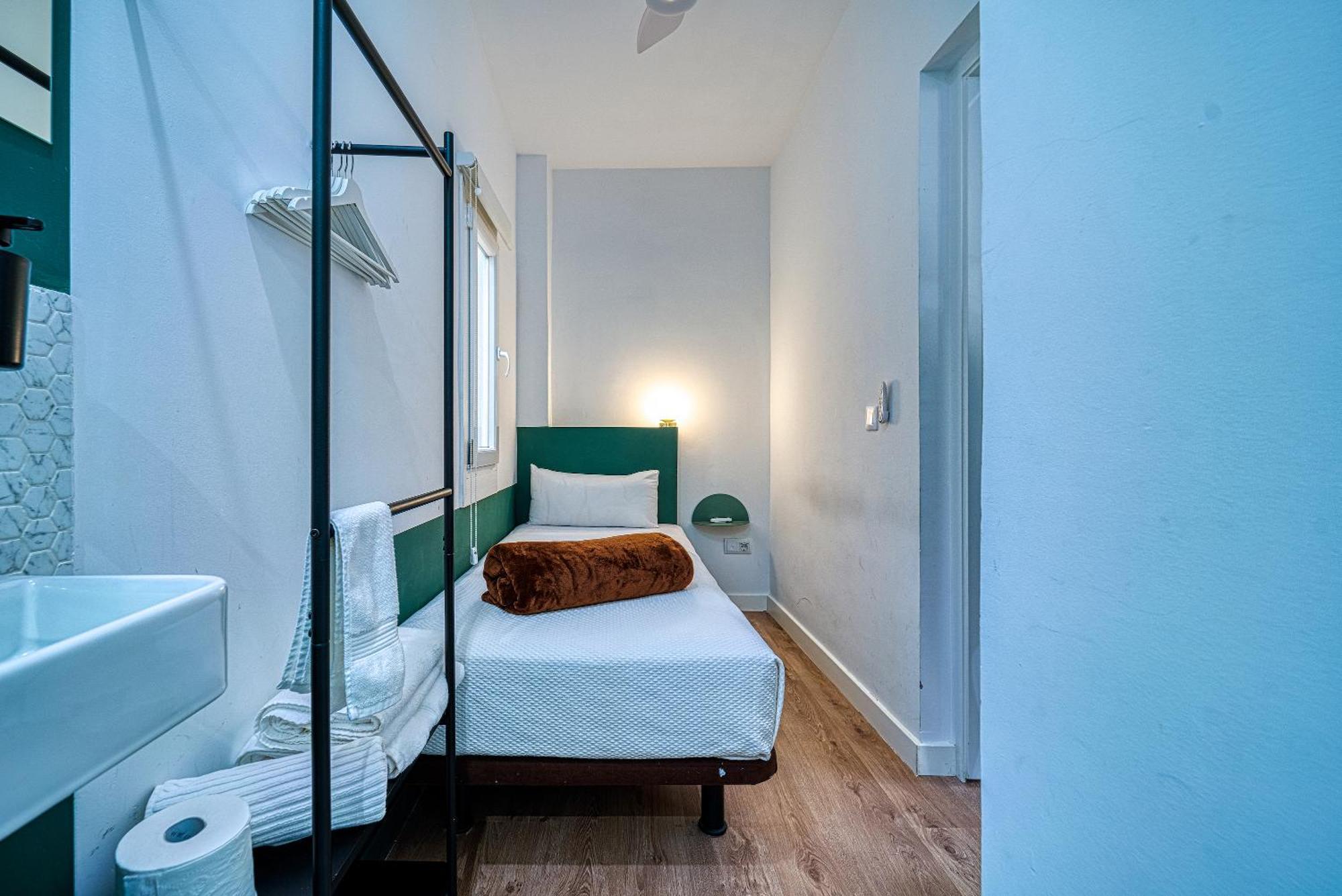 Angelitomad Hotel Madrid Ngoại thất bức ảnh