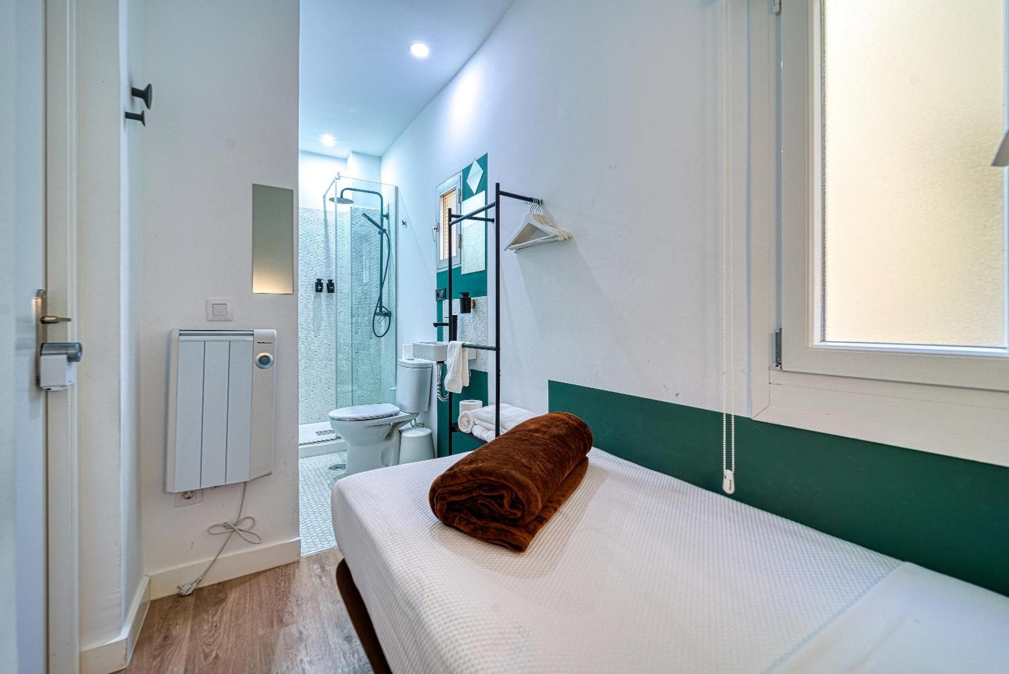 Angelitomad Hotel Madrid Ngoại thất bức ảnh