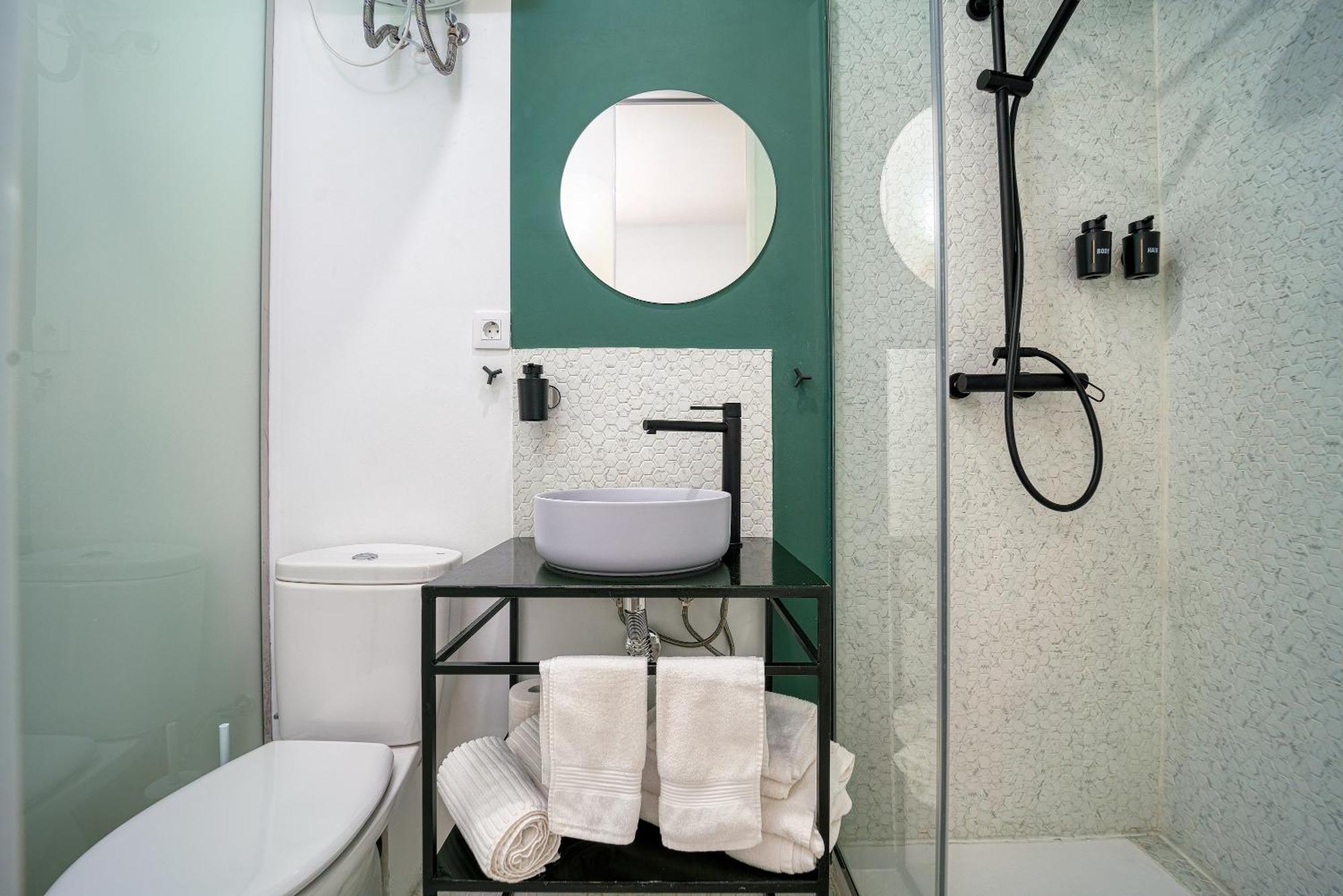 Angelitomad Hotel Madrid Ngoại thất bức ảnh