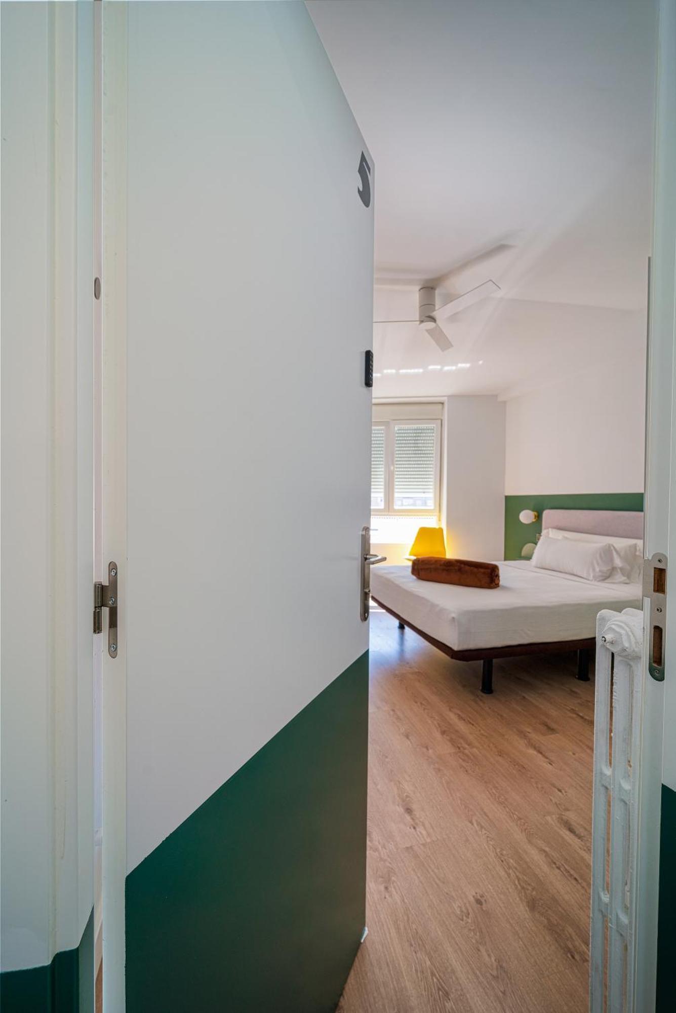 Angelitomad Hotel Madrid Ngoại thất bức ảnh