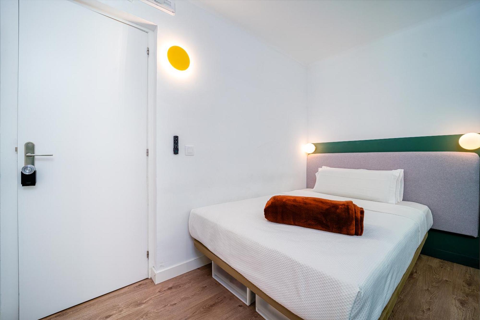 Angelitomad Hotel Madrid Ngoại thất bức ảnh